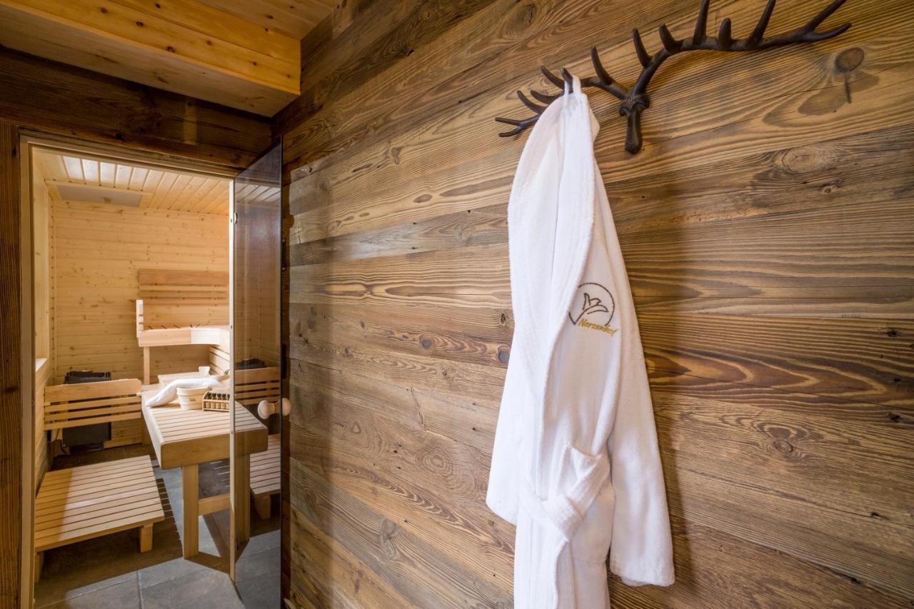 Narzenhof Wellness Chalets, Familien & Luxus Apartments Am Bauernhof Санкт-Йоганн-ін-Тіроль Екстер'єр фото