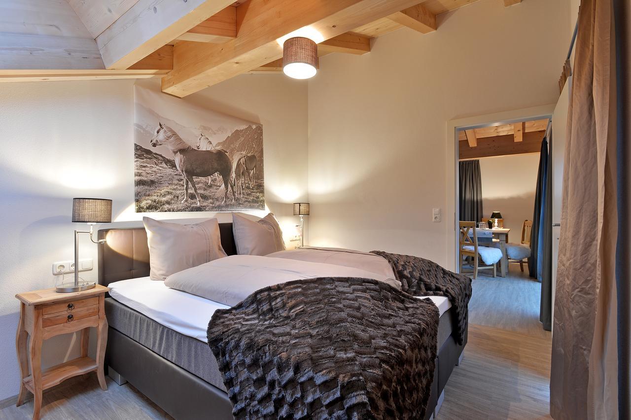 Narzenhof Wellness Chalets, Familien & Luxus Apartments Am Bauernhof Санкт-Йоганн-ін-Тіроль Екстер'єр фото
